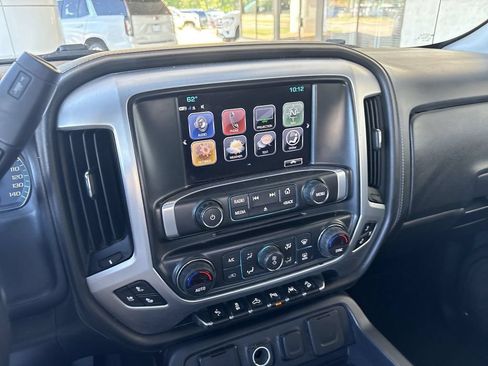 Used 2018 GMC Sierra 1500 SLT AWD/4WD image 13