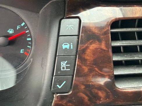 Used 2015 Chevrolet Impala Limited LS image 22