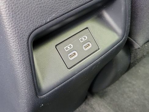 Used 2025 Toyota Corolla SE w/ SE Package FWD image 13