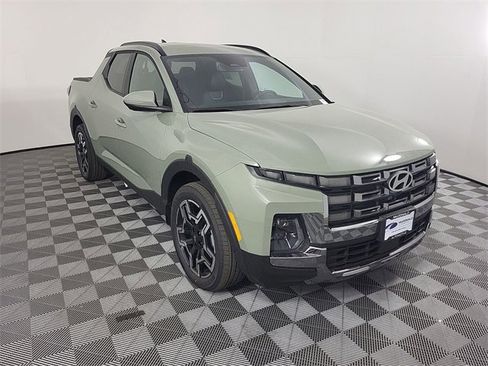 New 2025 Hyundai Santa Cruz Limited image 2