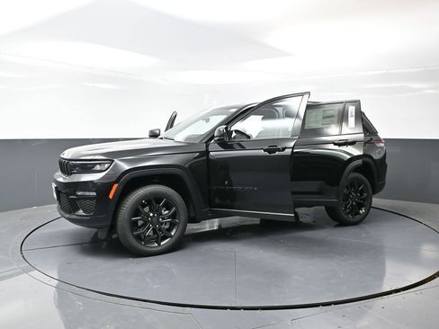 New 2025 Jeep Grand Cherokee Limited image 55