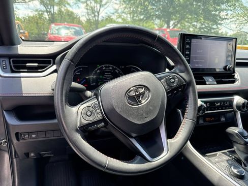 Used 2021 Toyota RAV4 SE AWD/4WD image 11