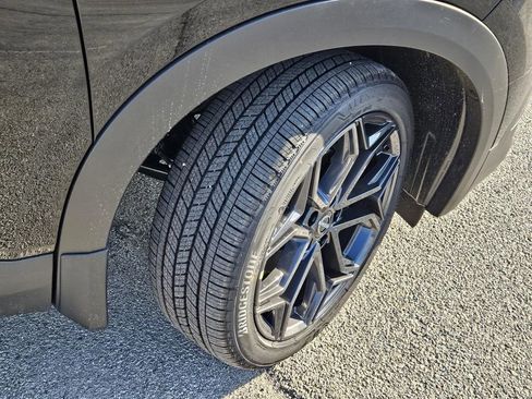 New 2026 Nissan Kicks SR image 4