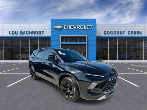 Used 2023 Chevrolet Blazer LT w/ Convenience Package image 2