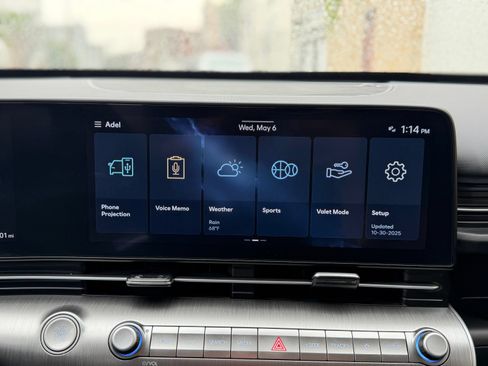 Used 2024 Hyundai Kona Limited AWD/4WD image 29
