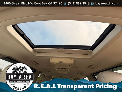 Used 2008 Chrysler Town & Country Limited w/ Flexible Seating Group FWD image 26