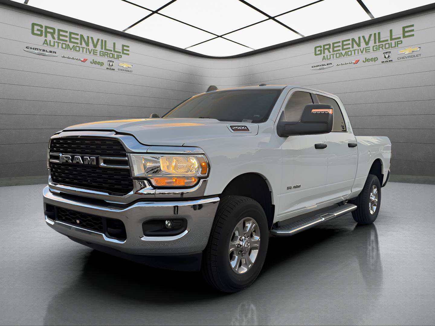 Used 2024 RAM 2500 Big Horn AWD/4WD image 1