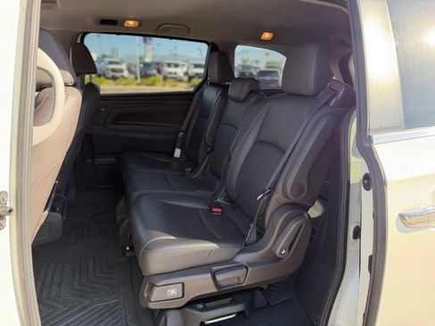 Used 2019 Honda Odyssey EX-L image 4