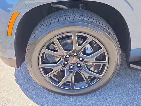 New 2026 GMC Yukon Denali w/ LPO, Floor Liner Package image 7