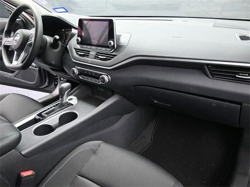 Used 2022 Nissan Altima 2.5 SV image 26
