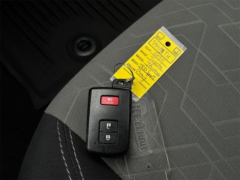 Certified 2020 Toyota Tacoma TRD Sport image 36