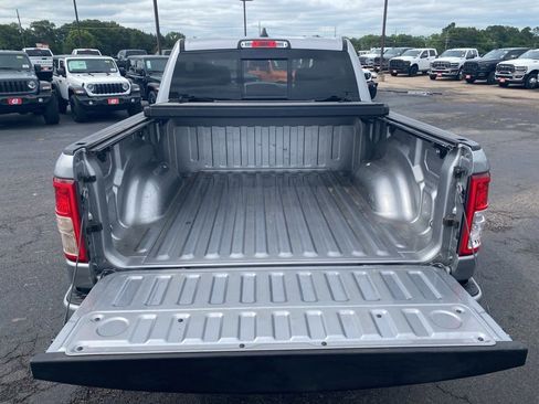 Used 2020 RAM 1500 Big Horn AWD/4WD image 37