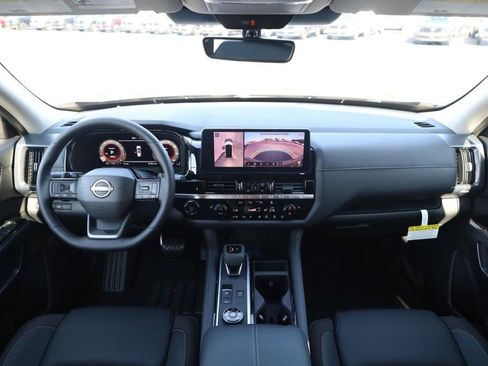 New 2026 Nissan Pathfinder SL AWD/4WD image 7