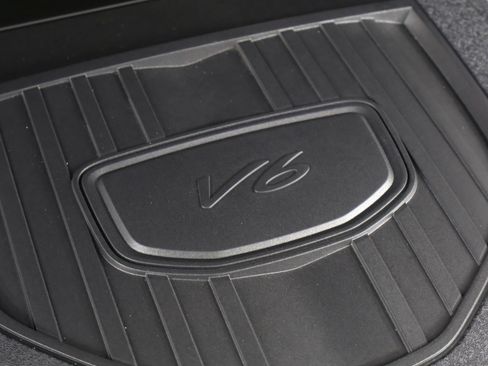 Certified 2023 Porsche Panamera Platinum Edition RWD image 27