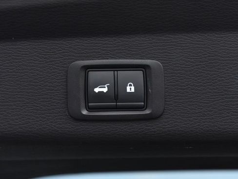 Used 2025 Mitsubishi Outlander SE AWD/4WD image 29