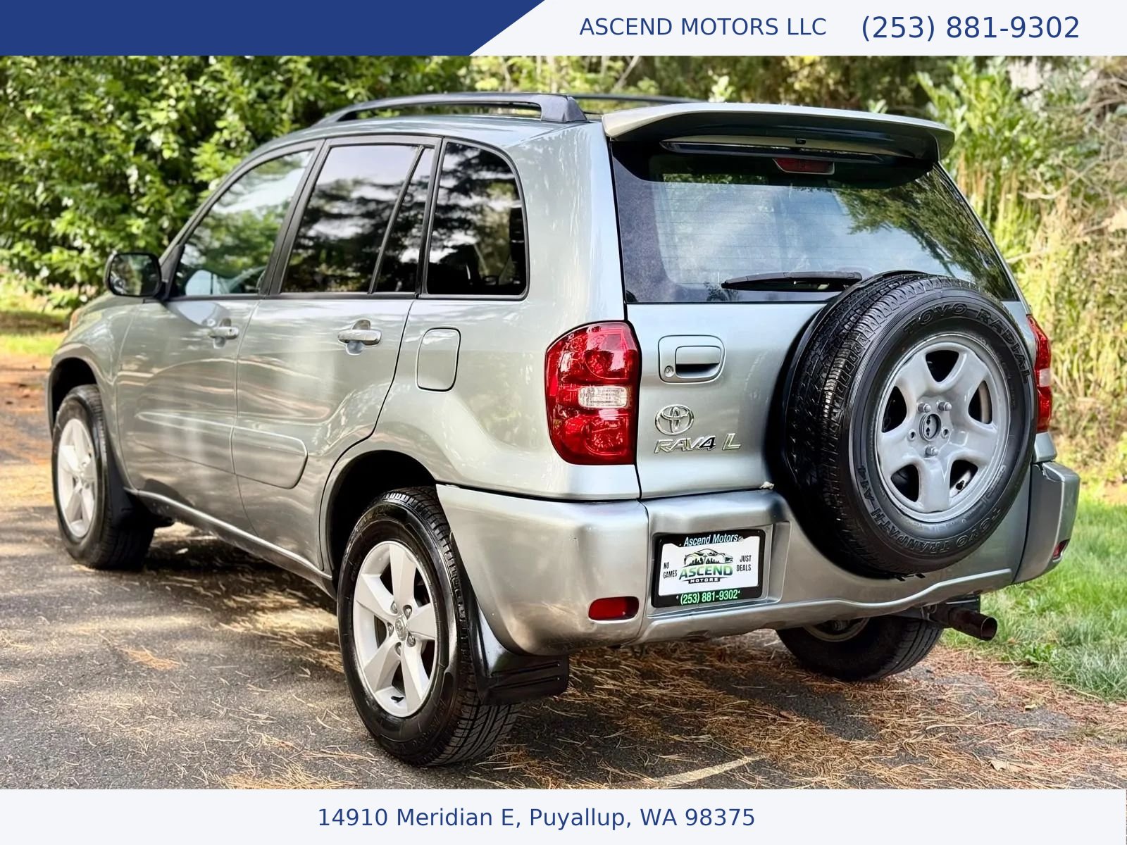 Used 2005 Toyota RAV4 4WD w/ "L" Pkg image 3