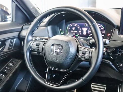 Used 2024 Honda Accord Sport image 17