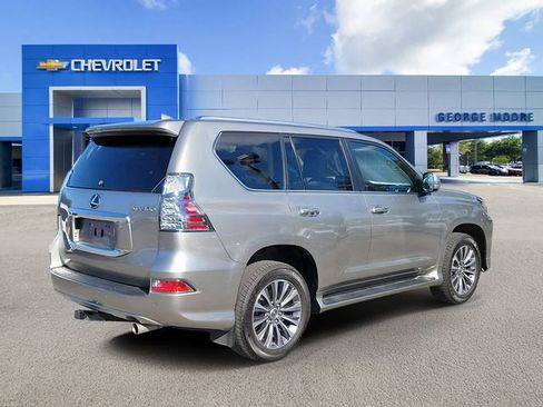 Used 2023 Lexus GX 460 Luxury image 4