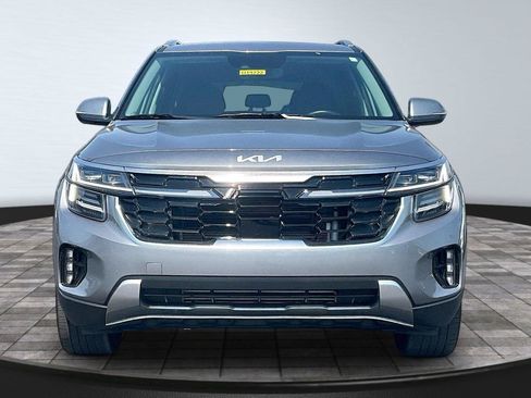 Used 2025 Kia Seltos SX AWD/4WD image 2