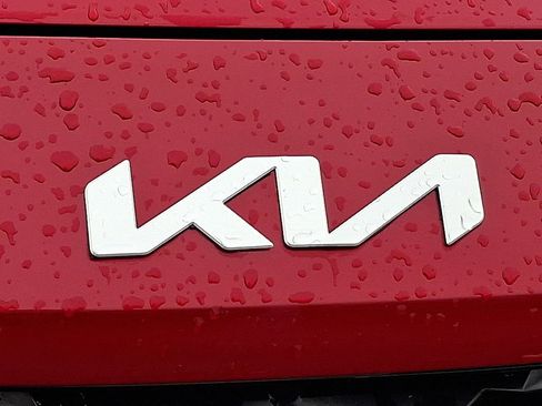 Certified 2023 Kia Forte LXS image 28