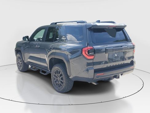 Used 2026 Toyota 4Runner SR5 AWD/4WD image 5
