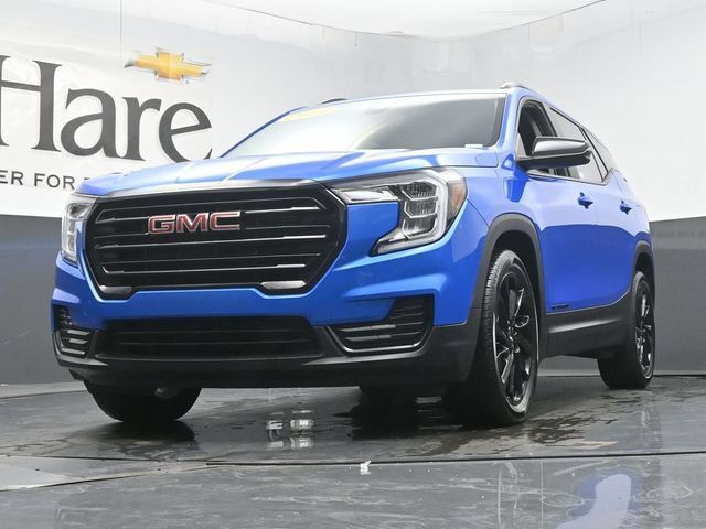 Used 2024 GMC Terrain SLE w/ Driver Convenience Package FWD image 61