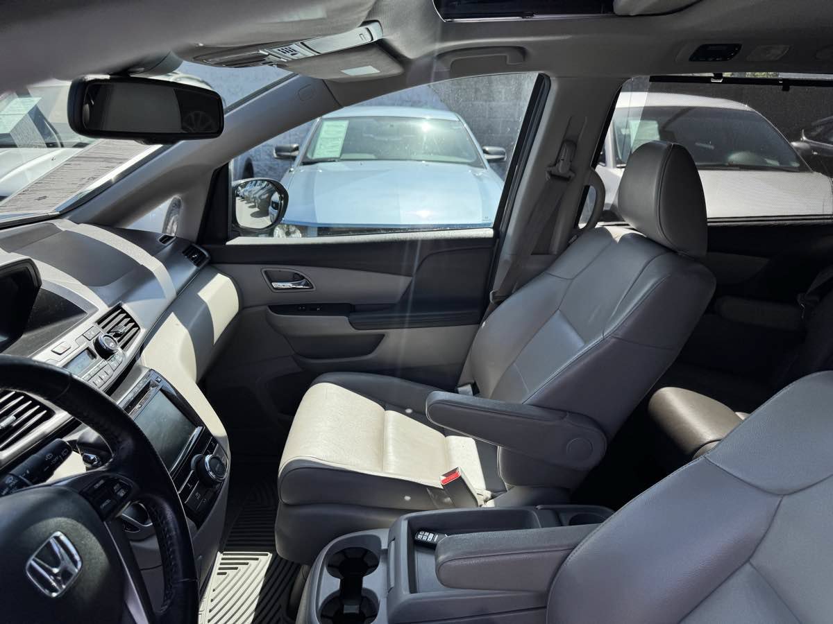 Used 2014 Honda Odyssey EX-L image 39