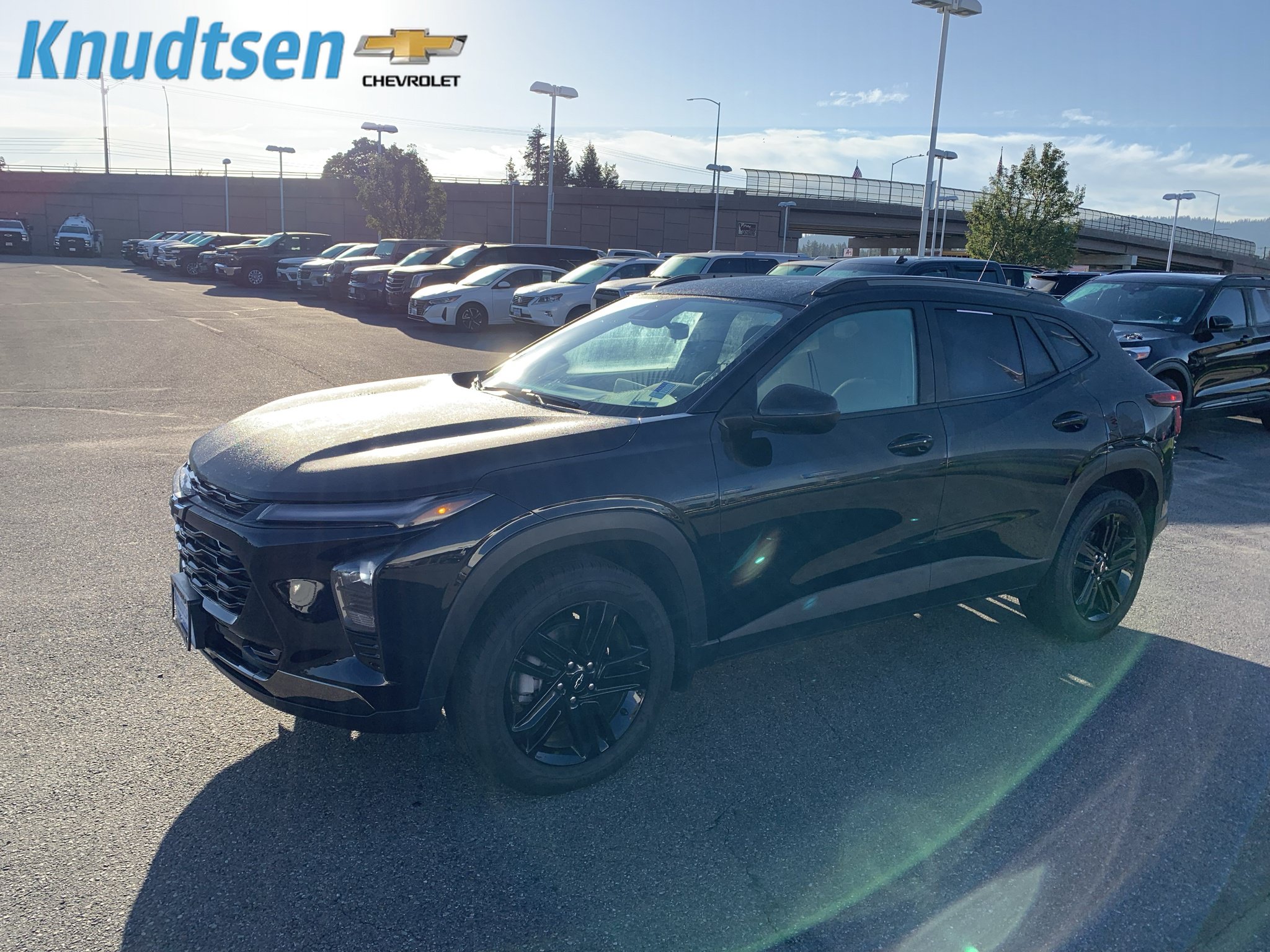 Used 2026 Chevrolet Trax ACTIV w/ Driver Confidence Package FWD image 3