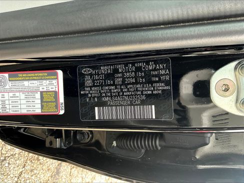 Used 2022 Hyundai Elantra SEL w/ Convenience Package FWD image 18