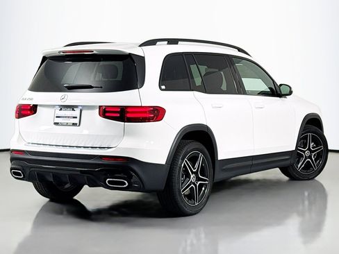 New 2026 Mercedes-Benz GLB 250 image 11