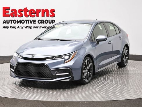 Used 2020 Toyota Corolla SE w/ SE Premium Package FWD image 1