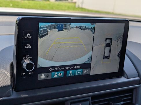 Used 2024 Honda Pilot Elite image 22