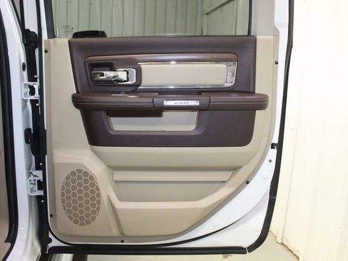 Used 2014 RAM 1500 Laramie w/ Convenience Group AWD/4WD image 21