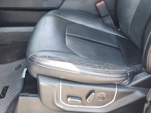 Used 2019 Ford Expedition Max Platinum AWD/4WD image 25
