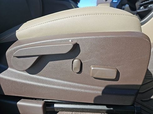 Used 2019 GMC Canyon SLT w/ Trailering Package image 34