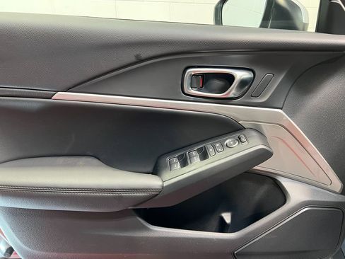 New 2025 Acura Integra image 15