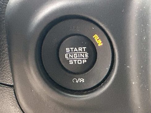 Used 2021 Jeep Wrangler Unlimited Sport AWD/4WD image 24
