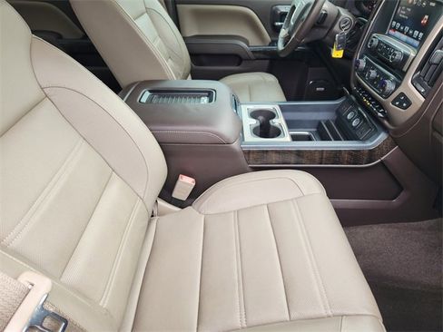 Used 2016 GMC Sierra 2500 Denali w/ Duramax Plus Package image 14