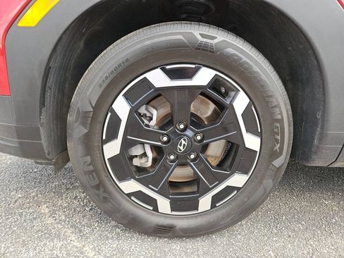 Used 2025 Hyundai Santa Fe SEL FWD image 27