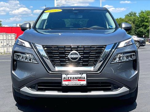 Used 2023 Nissan Rogue SV AWD/4WD image 3