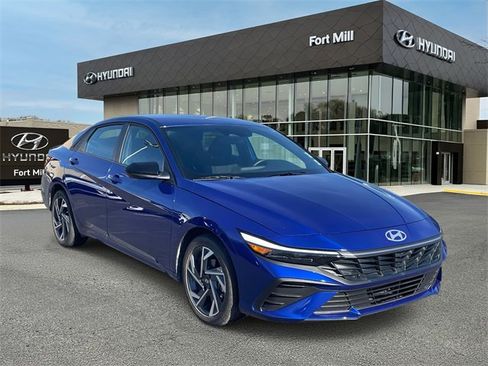 Certified 2025 Hyundai Elantra Sport image 1