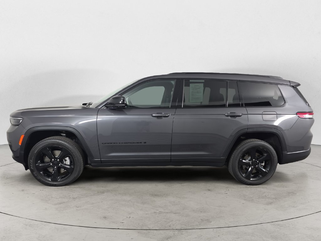 Used 2025 Jeep Grand Cherokee L Altitude AWD/4WD image 8