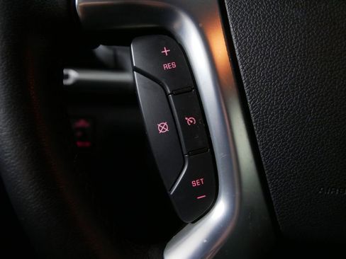 Used 2015 GMC Acadia SLE AWD/4WD image 19