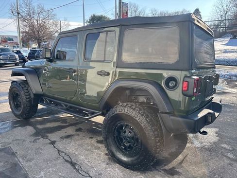 Used 2021 Jeep Wrangler Unlimited Sport image 4