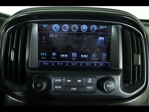 Used 2018 Chevrolet Colorado ZR2 image 25