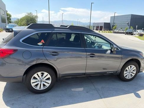 Used 2019 Subaru Outback 2.5i Premium AWD/4WD image 4
