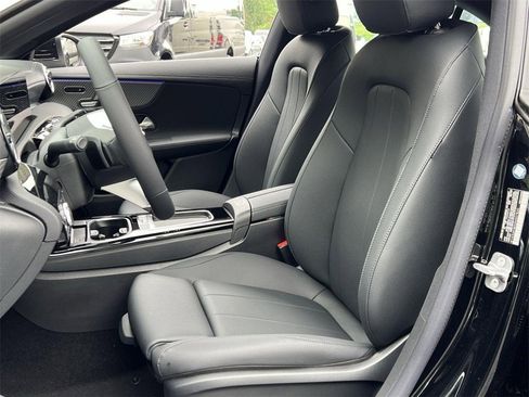 Certified 2025 Mercedes-Benz CLA 250 4MATIC image 11