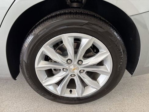 Used 2025 Chevrolet Malibu LT FWD image 19