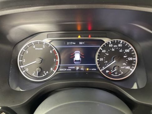 Used 2024 Nissan Rogue SV FWD image 25