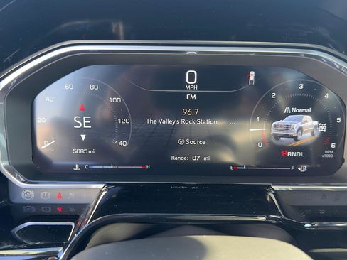 Used 2026 GMC Sierra 1500 Elevation image 14